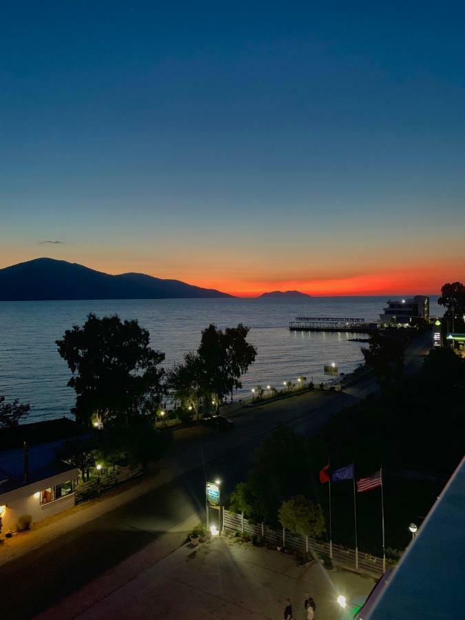 Hotel Divers Vlorë Exterior foto